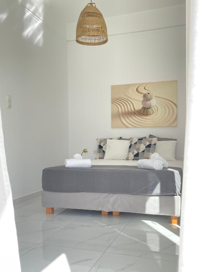 Mano'S Place Naxos City Exterior photo